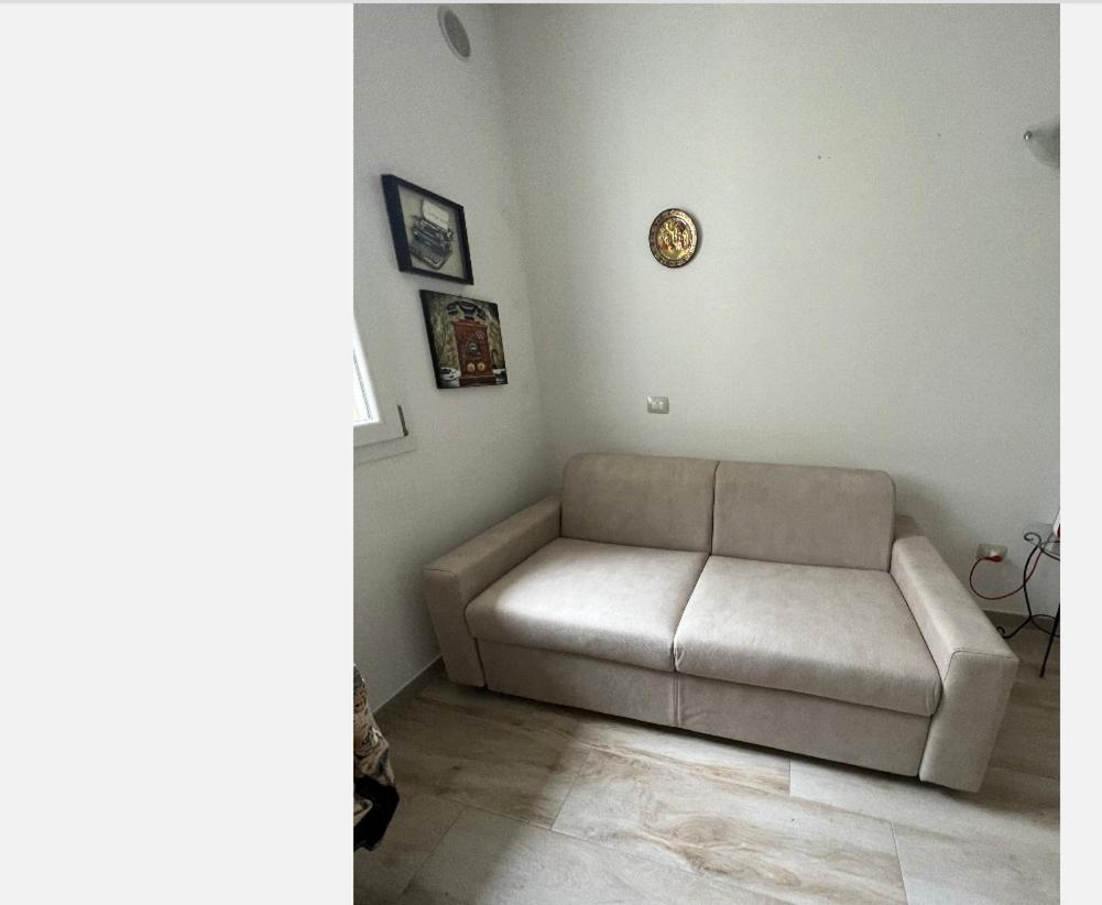 Appartamento A 2,5 Da Lecce Merine Екстериор снимка